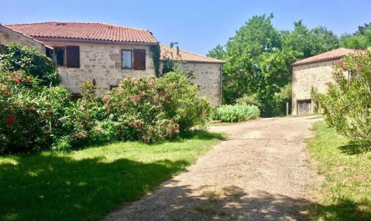 Chez Sophie - Gite Et Gite Equestre Clermont-Dessous Kültér fotó